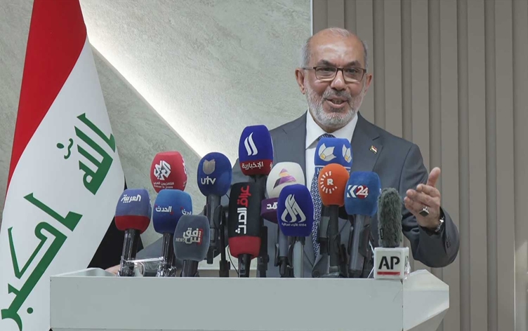 Iraq exported 10 million barrels of oil through Hormuz in April: Minister