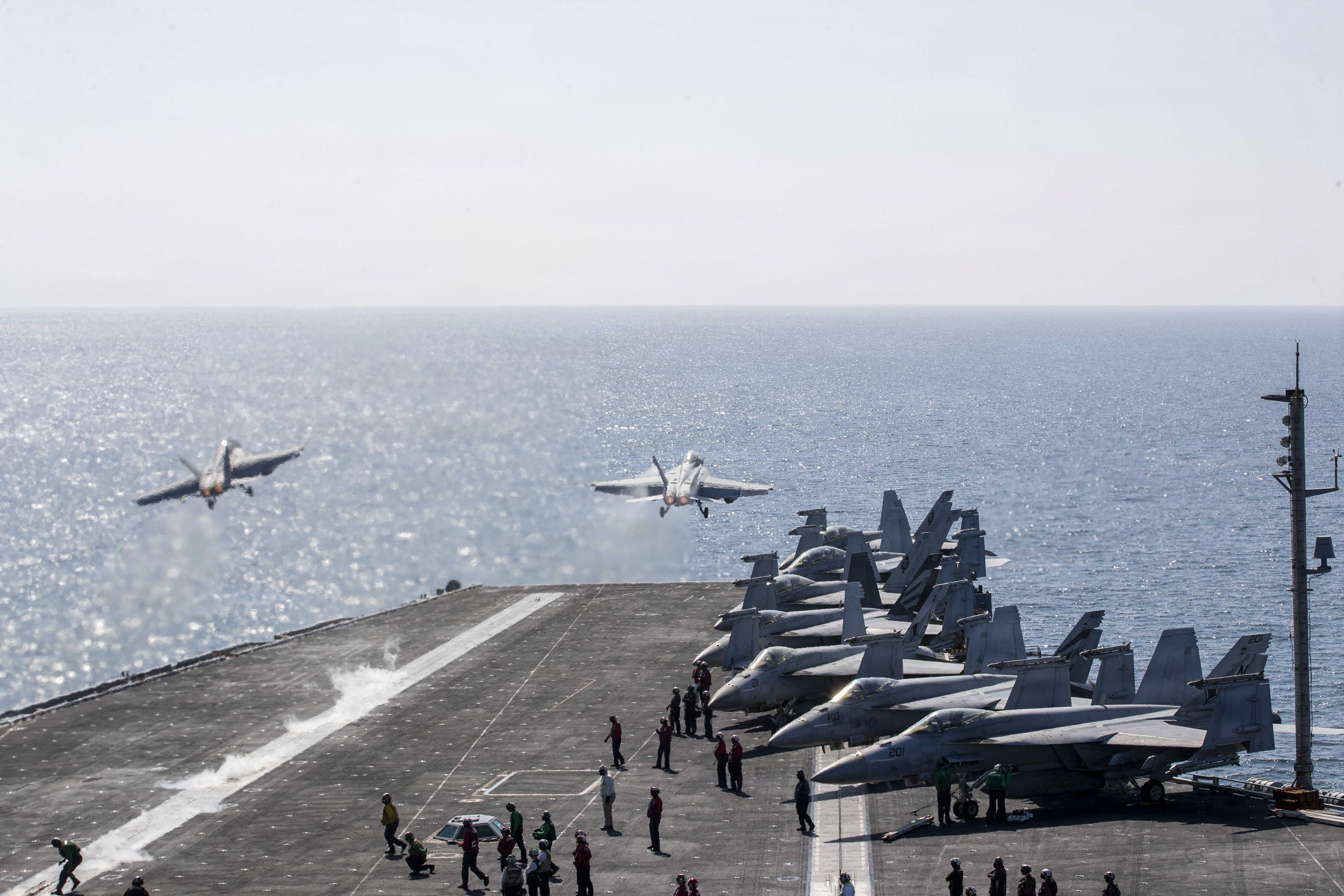 US strikes Iranian missile sites, fast boats amid ceasefire talks