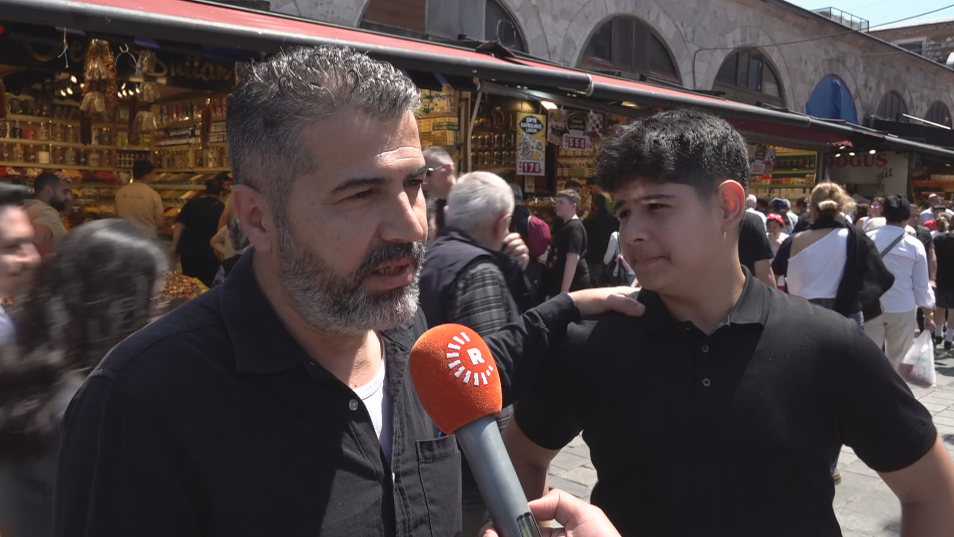 Li Stenbolê amadehiyên Cejna Qurbanê: ‘Em ji her tiştî kêm dikin û dijîn’
