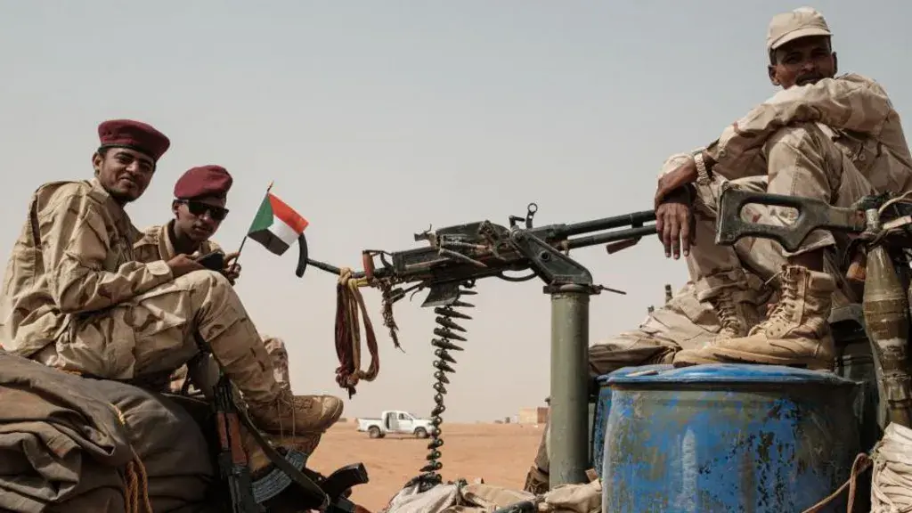 İnsan Hakları İzleme Örgütü (HRW), Birleşik Arap Emirlikleri’nin (BAE), Sudan’da soykırımla suçlanan Hızlı Destek Kuvvetleri’ne (RSF) destek sağlamak amacıyla Kolombiyalı eski askerleri paralı savaşçı olarak istihdam ettiğini duyurdu.