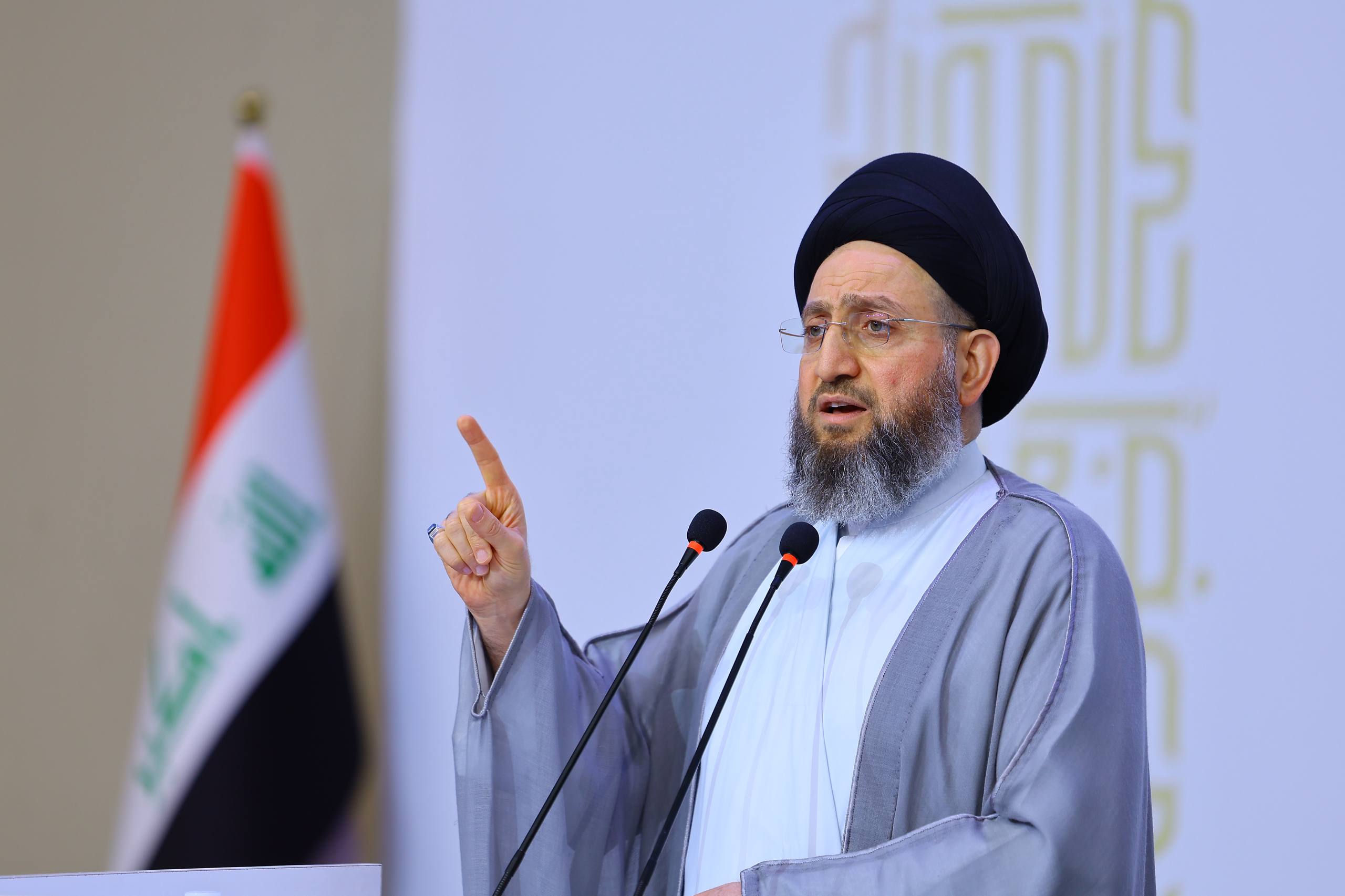 الحكيم يدعو لاستكمال الكابينة الوزارية وتغليب "منطق الدولة" لحماية استقرار العراق
