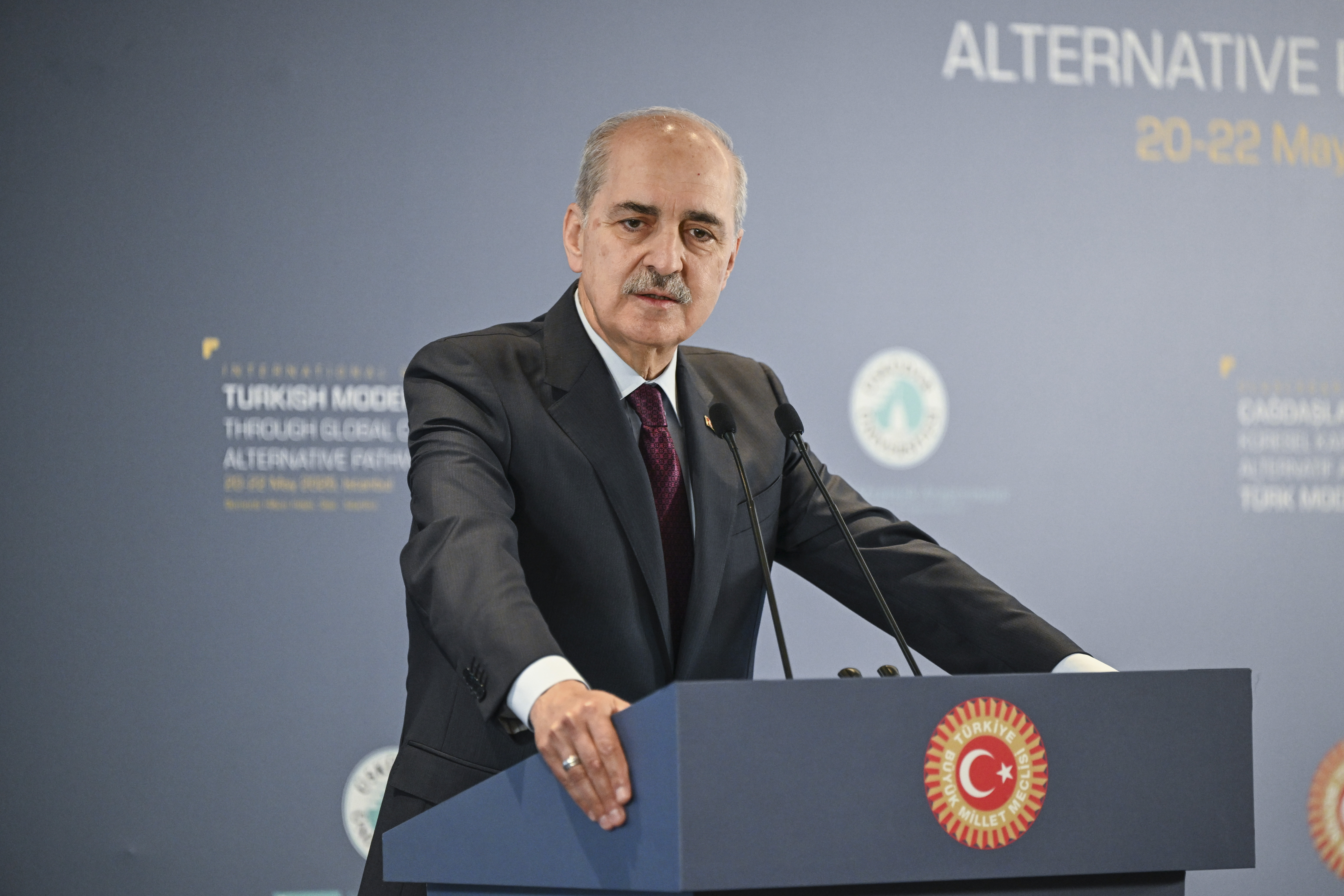 Numan Kurtulmuş’tan süreç ve anayasa vurgulu bayram mesajı