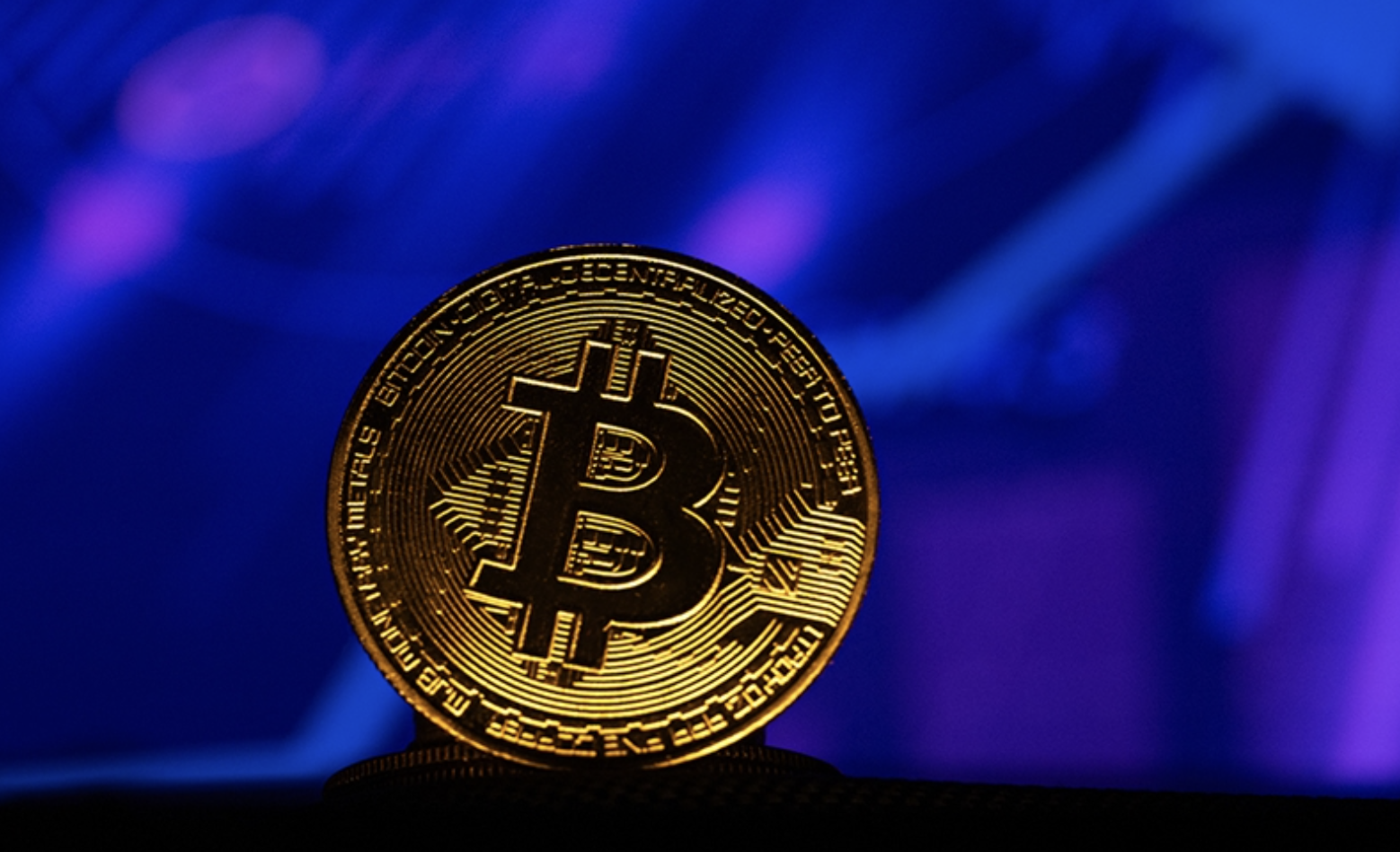 Kripto piyasasında sert satış dalgası sürüyor

Bitcoin yüzde 3'e yakın düşüşle 73 bin doların altını test etti, Ethereum ise bin 970 dolara geriledi