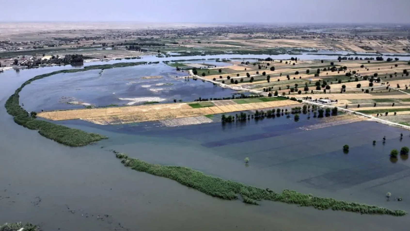 Fırat Nehri taştı: Suriye'de üç vilayette acil durum ilan edildi