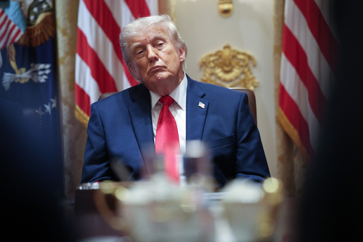 Trump says naval blockade on Iranian ports to be lifted