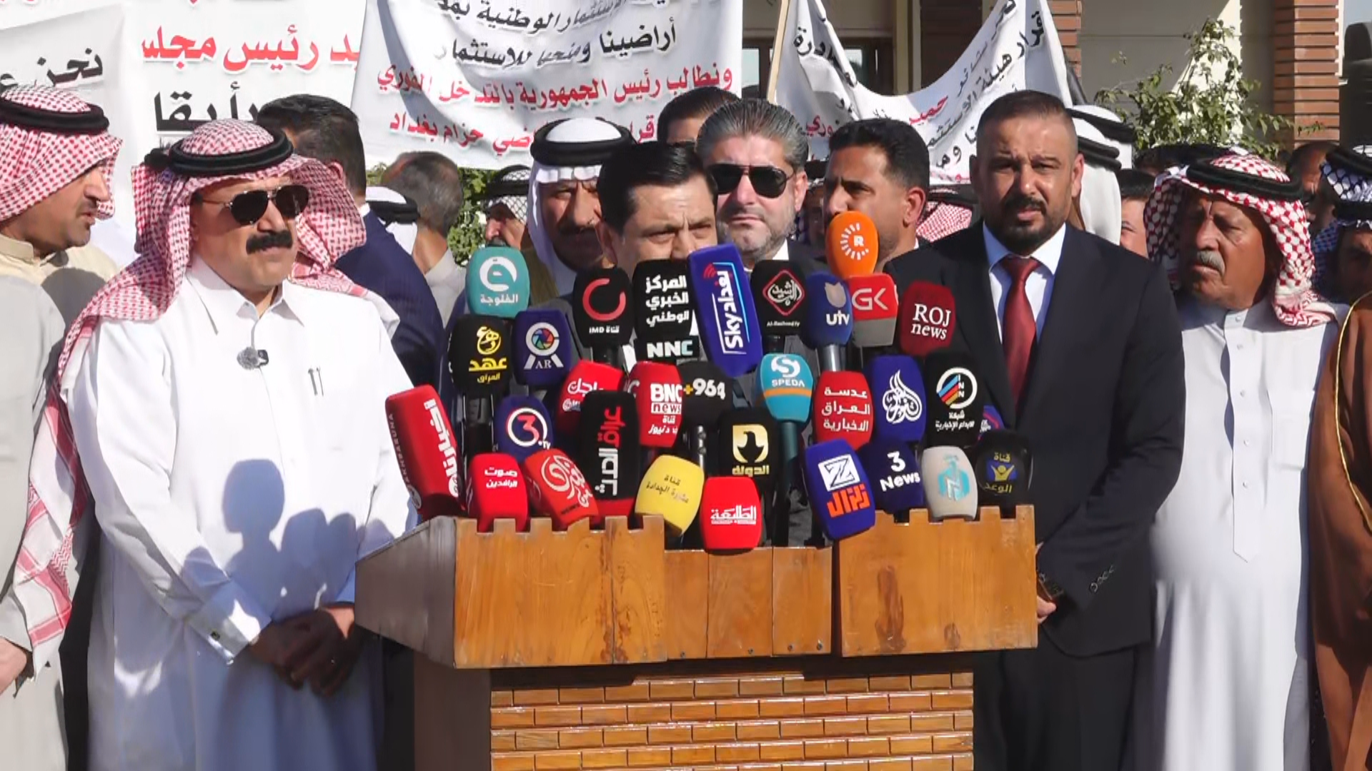 أهالي حزام بغداد يطالبون بإيقاف إجراءات استثمار الأراضي المجاورة للمطار