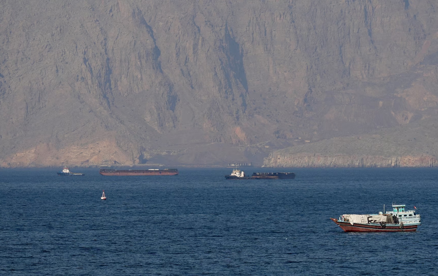 ئێران02-06-2026ئێران: لە کەمتر لە مانگێکدا 300 کەشتی داوای مۆڵەتی تێپەربوون بە تەنگەی هورمزیان کردووە
