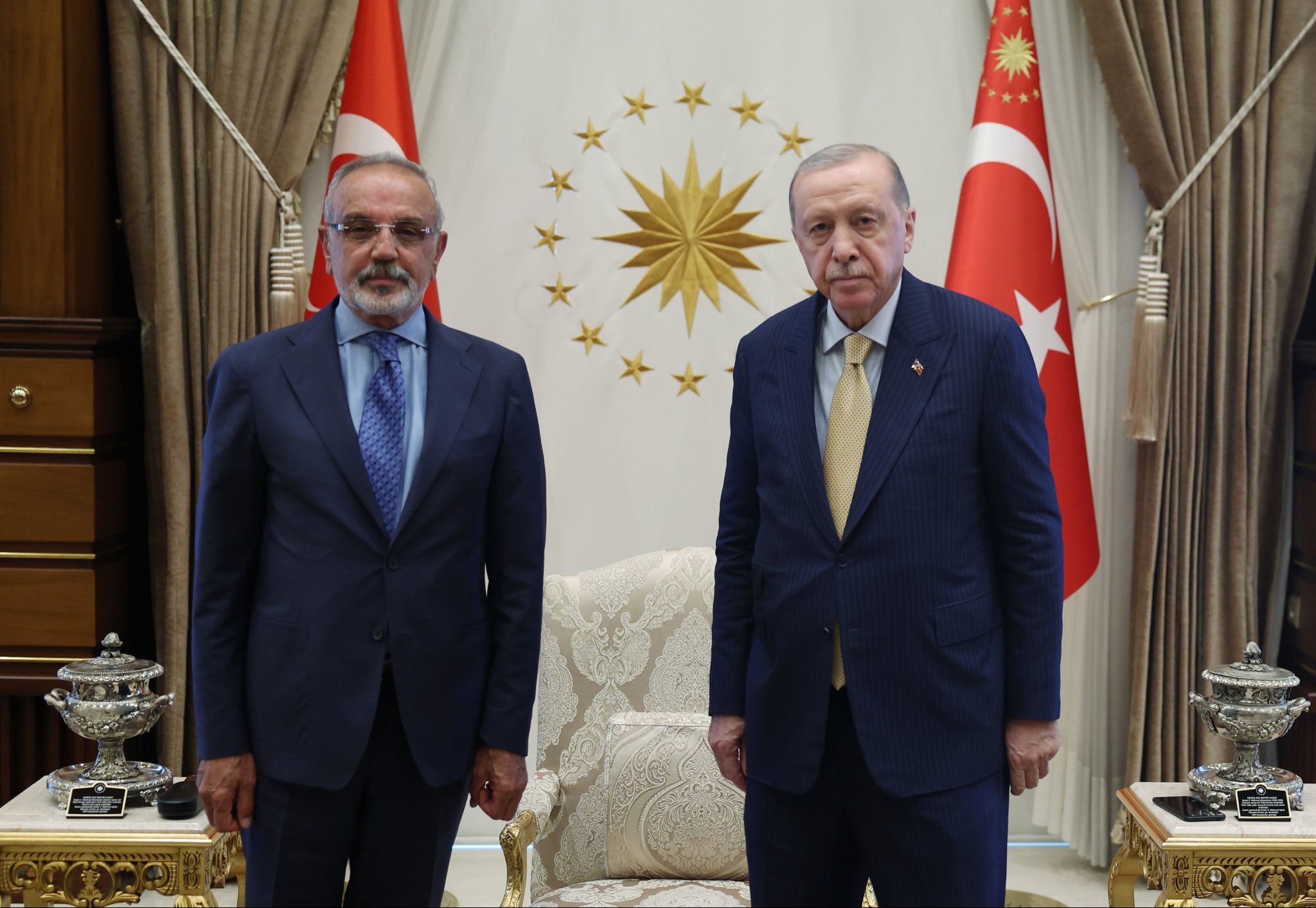 DEM Parti'li Sırrı Sakık, Erdoğan ile yaptığı dikkat çekici görüşmenin detaylarını açıkladı