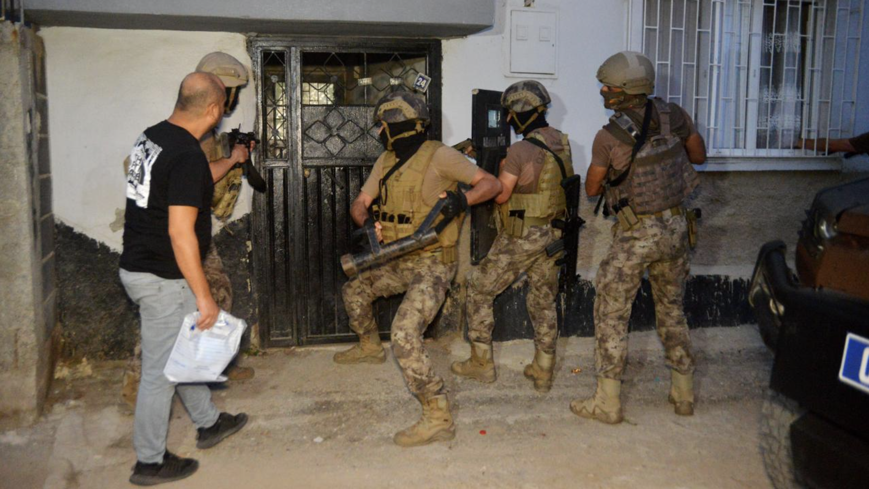 39 ilde IŞİD operasyonu: 361 gözaltı