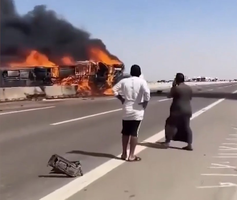 Irak’ta otobüsü ile yakıt tankeri çarpıştı: 21 ölü, 19 yaral