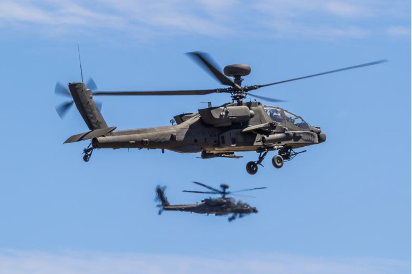 ABD ordusuna ait bir AH-64 Apache taarruz helikopteri, Hürmü