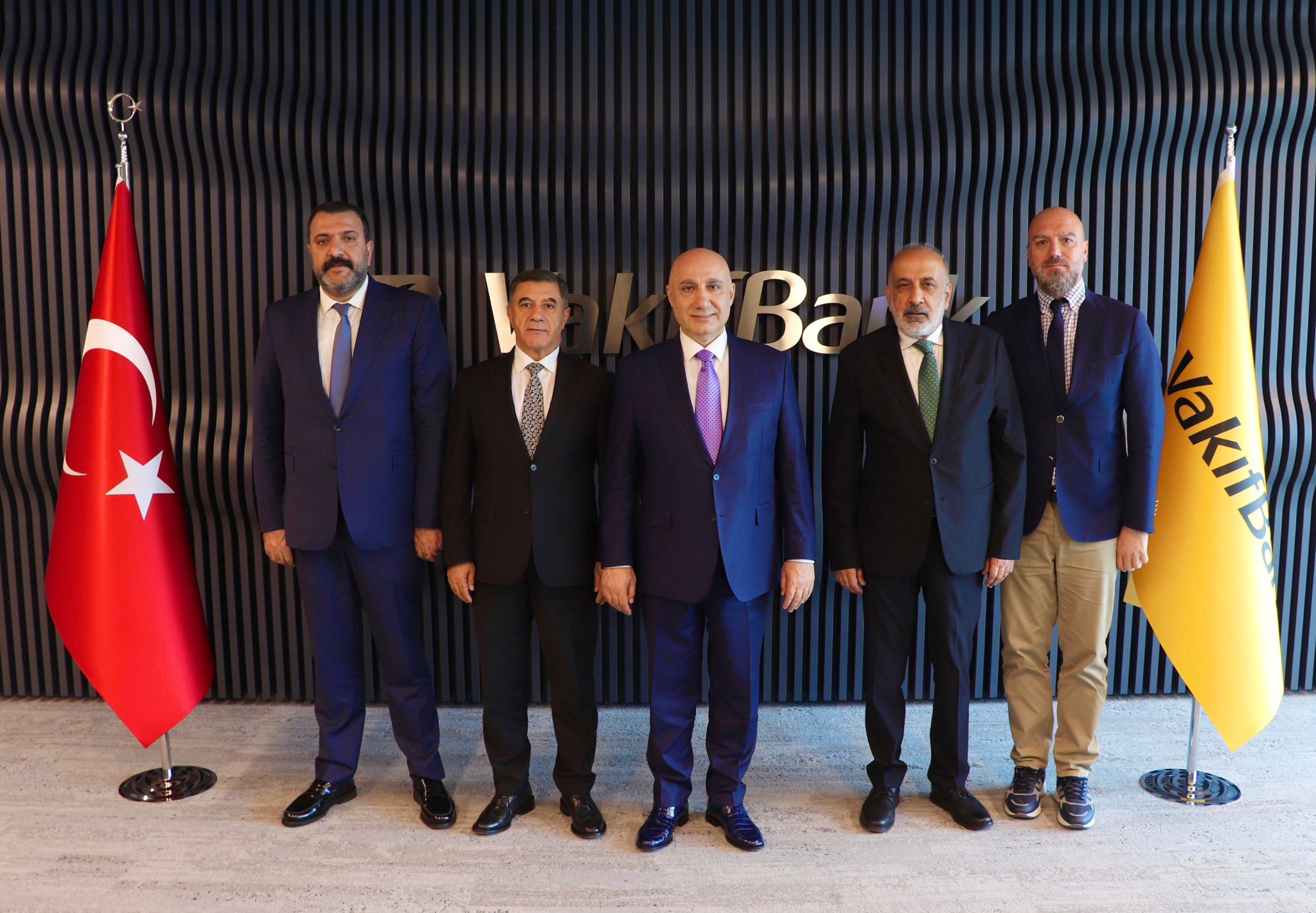 Diyarbakırlı iş insanlarından Ankara’ya önemli ziyaret: Üç başkan kamu bankalarına finans çağrısı yaptı