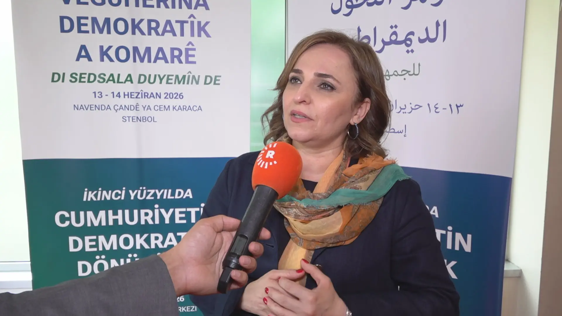 İstanbul’da ‘Demokratik Cumhuriyet’ Konferansı: ‘Kürtler kendi kimlikleriyle kabul edilmek istiyor’