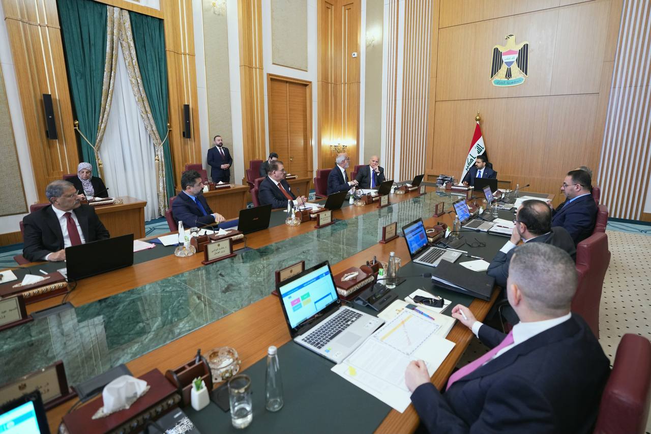 مجلس الوزراء العراقي يقر إجراءات لمعالجة التلوث وترشيد الإنفاق العام