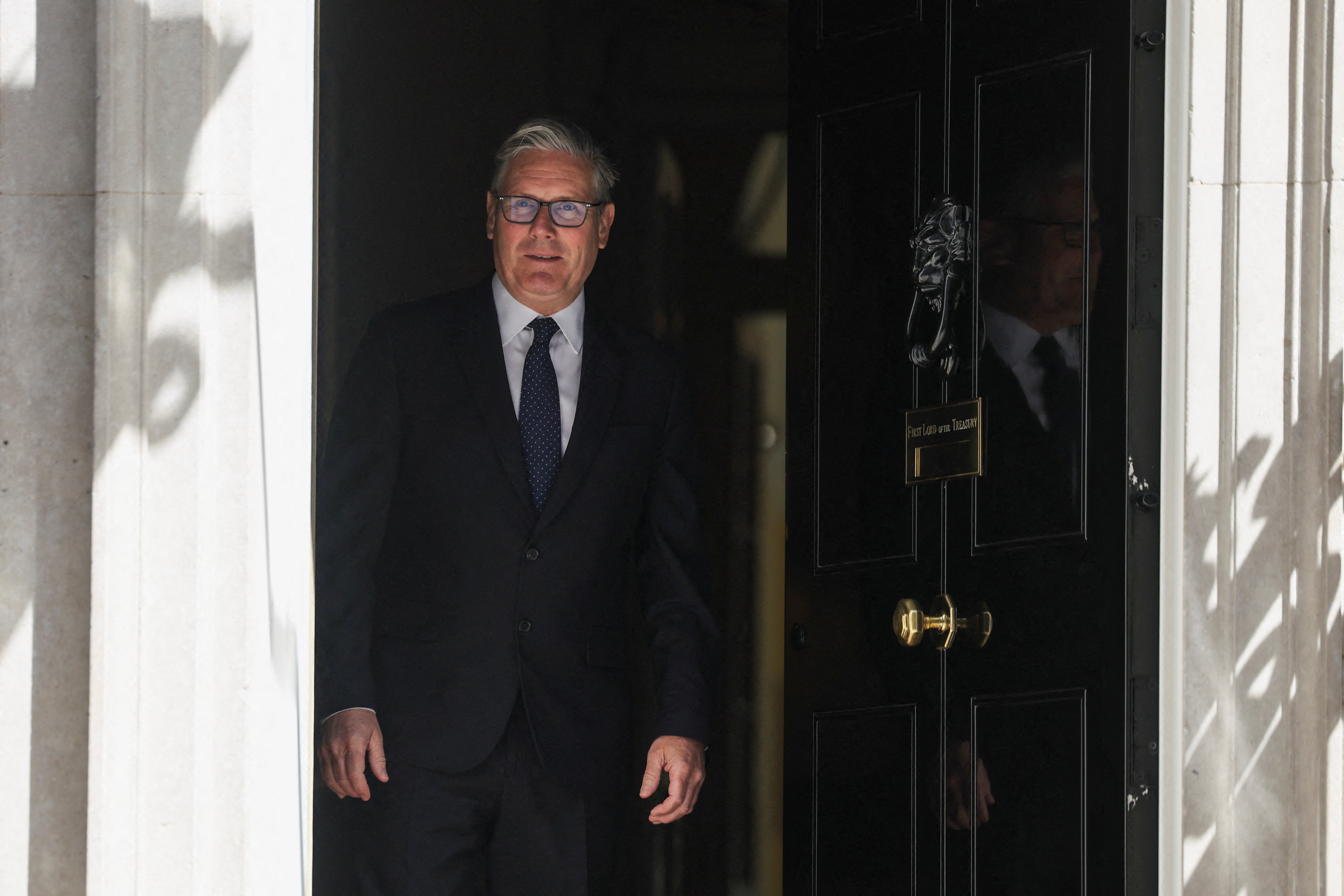 جیهان21-06-2026گوشارێکی زۆر لەسەر کیەر ستامەرە و رەنگە دەست لەکار بکێشێتەوە