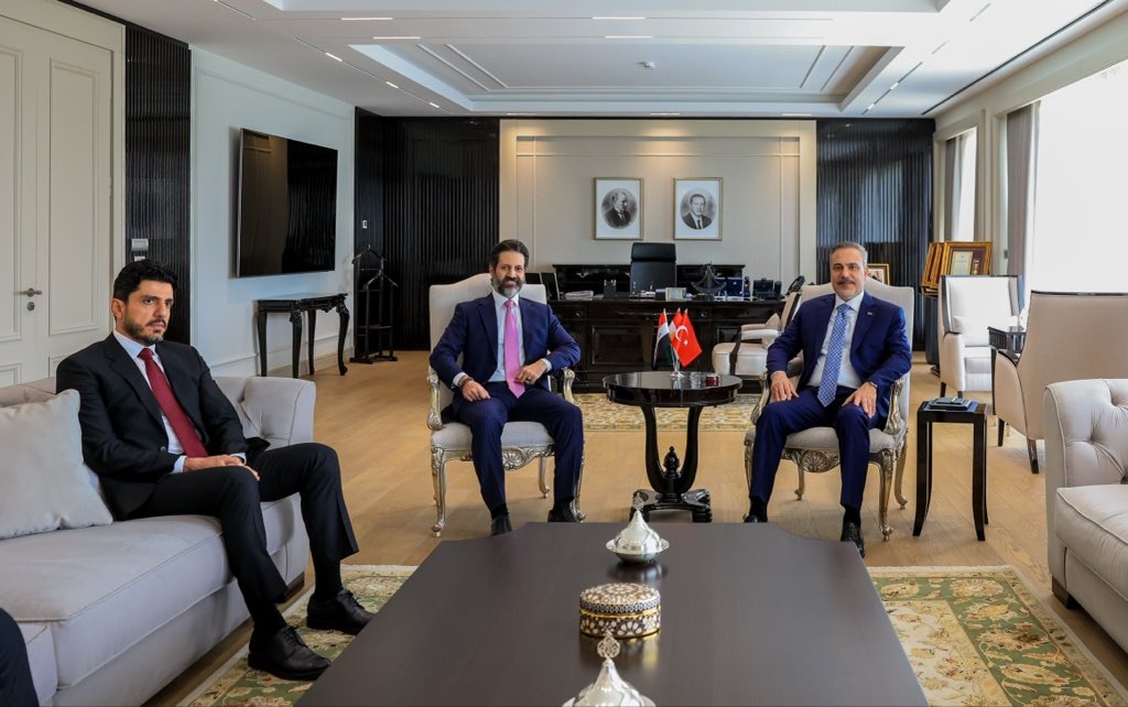 Qubad Talebanî û Hakan Fîdan civiyan, mijar pêvajo ye