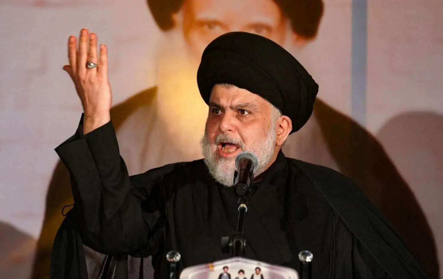 Sadr praises 'courageous' anti-corruption raids, backs PM