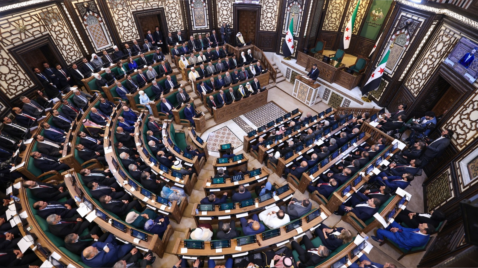 Syria's interim parliament holds inaugural session