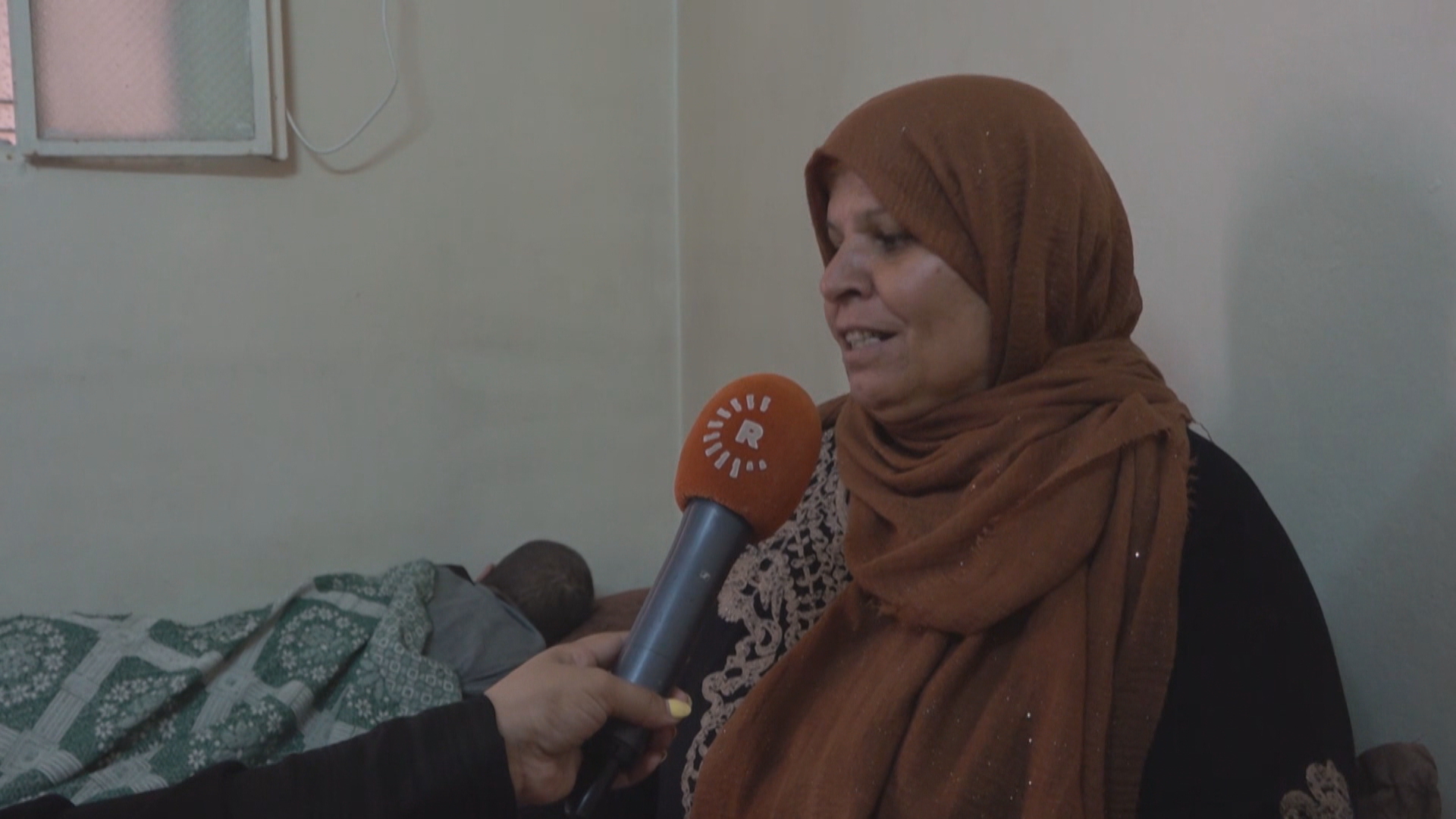 Li Sûriye û Rojavayê Kurdistanê krîza meaşan: Malnişîn destvala vedigerin