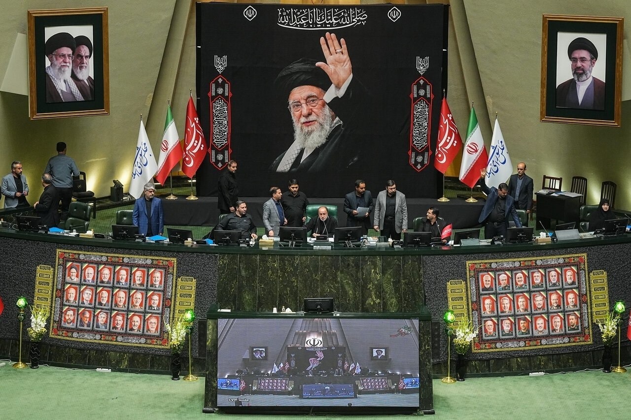Iran parliament advances Strait of Hormuz bill amid sharp escalations with US