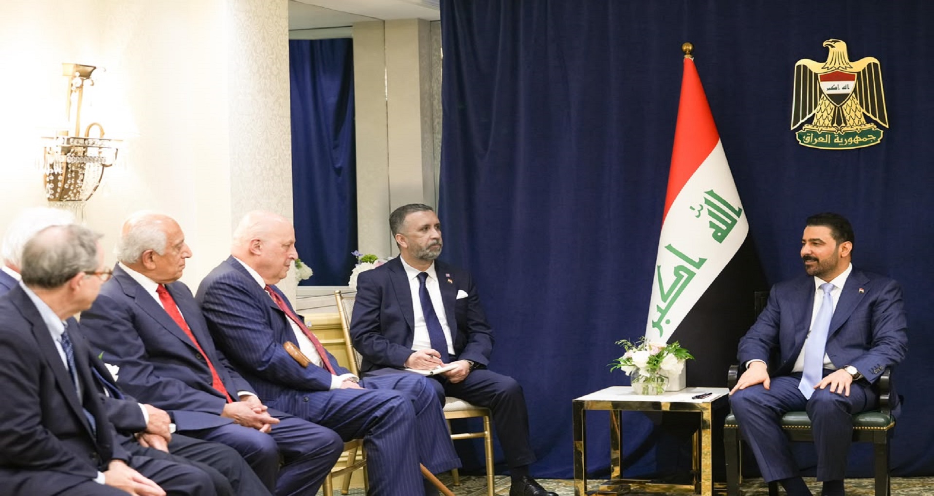 الزيدي يبحث مع عدد من سفراء أميركا السابقين في العراق أوضاع المنطقة ومستقبل العلاقات