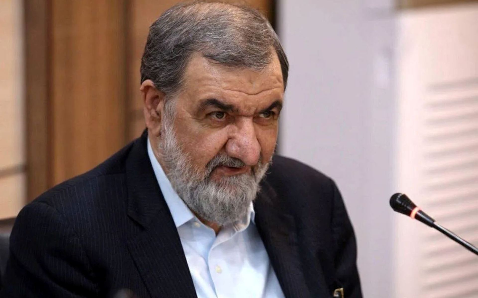 موحسین رەزایی: سیاسەتی هەم شەڕ و هەم دانوستاندن کۆتاییهات و هێرشی وێرانکەر بەڕێوەیە
