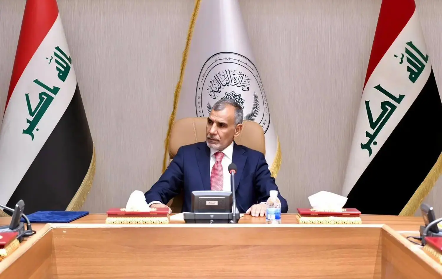 عێراق21-07-2026وەزیری دارایی عێراق رەشنووسی یاسای قەرز رادەستی پەرلەمان دەکات