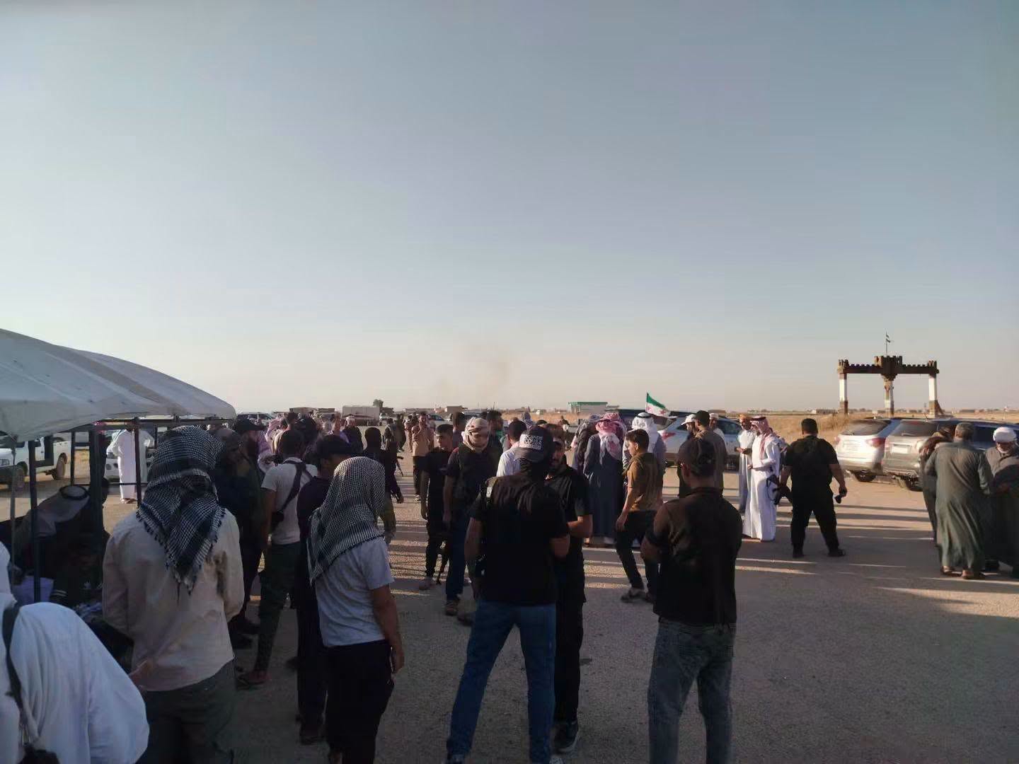 Arab tribal fighters set up 'War Tent' against Rojava rule
