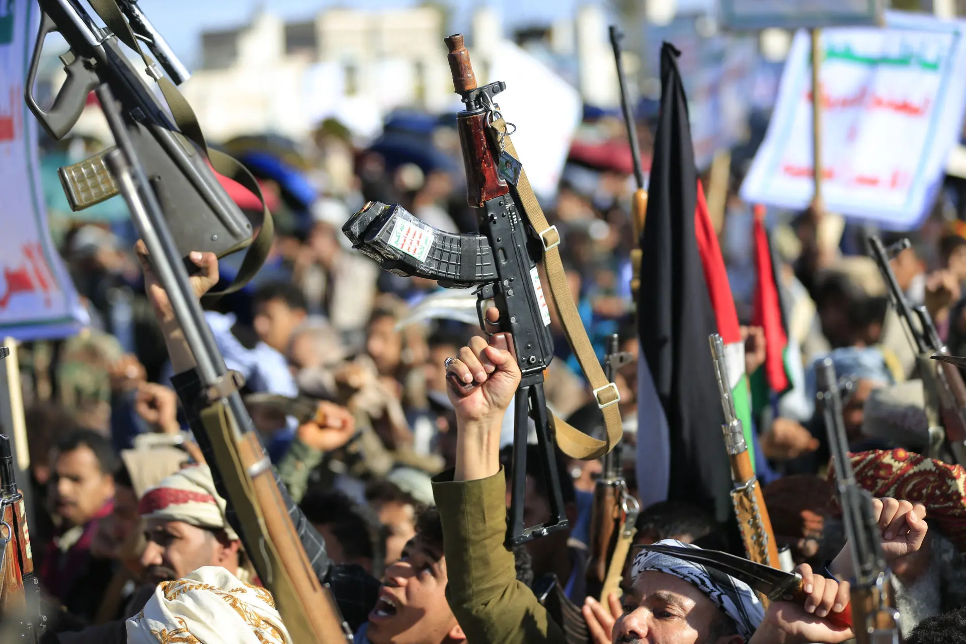 Houthis escalate attacks on Saudi Arabia amid reports of coordinated threat from Iraq, Yemen