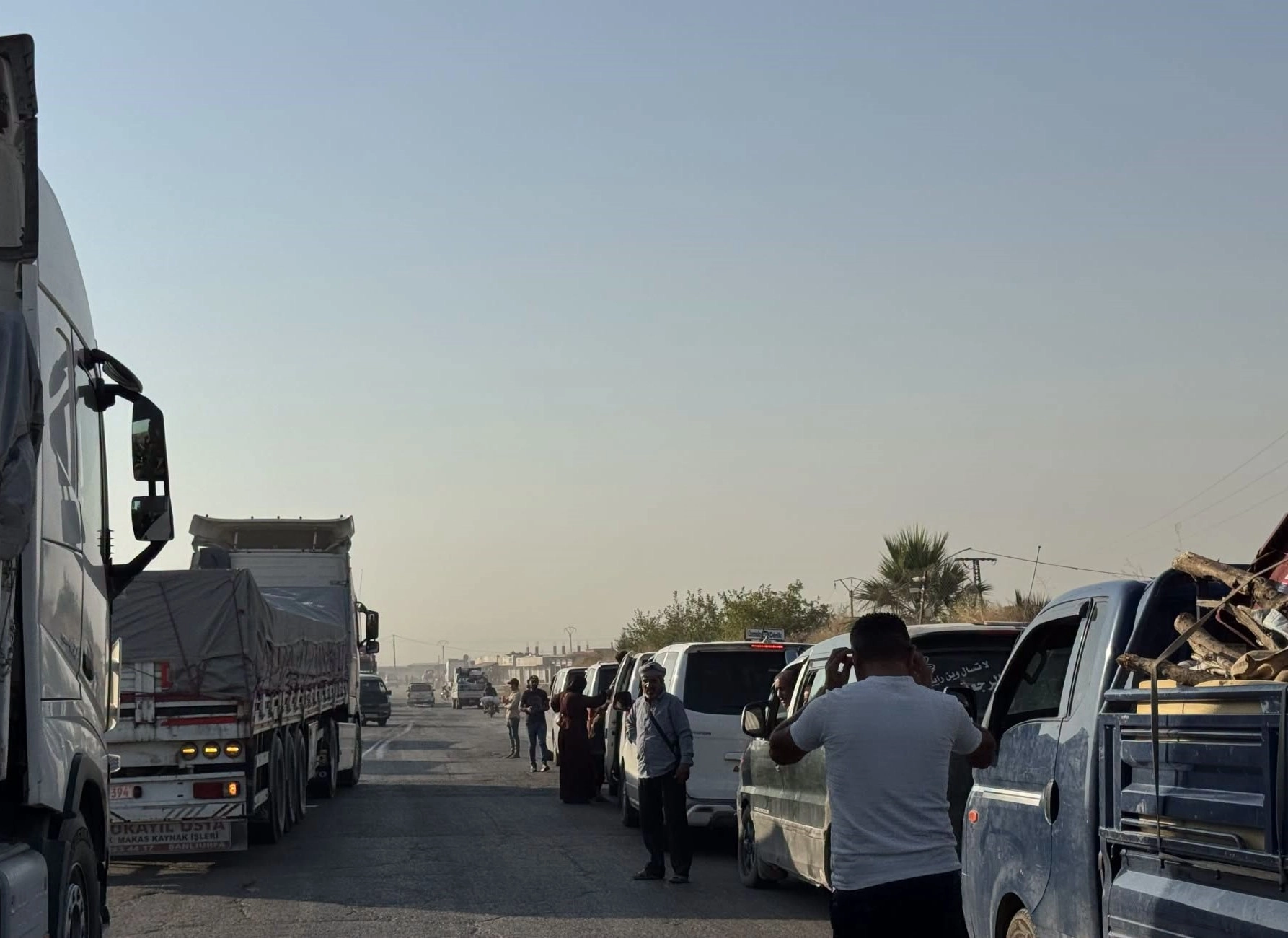 First convoy of Kurdish displaced families returns to Sari Kani