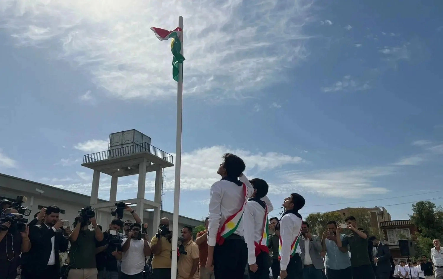 خوێندنی کوردیی لە کەرکووک: بڕیاری یەکپۆشیی پەروەردەی هەرێمی کوردستان جێبەجێ دەکەین