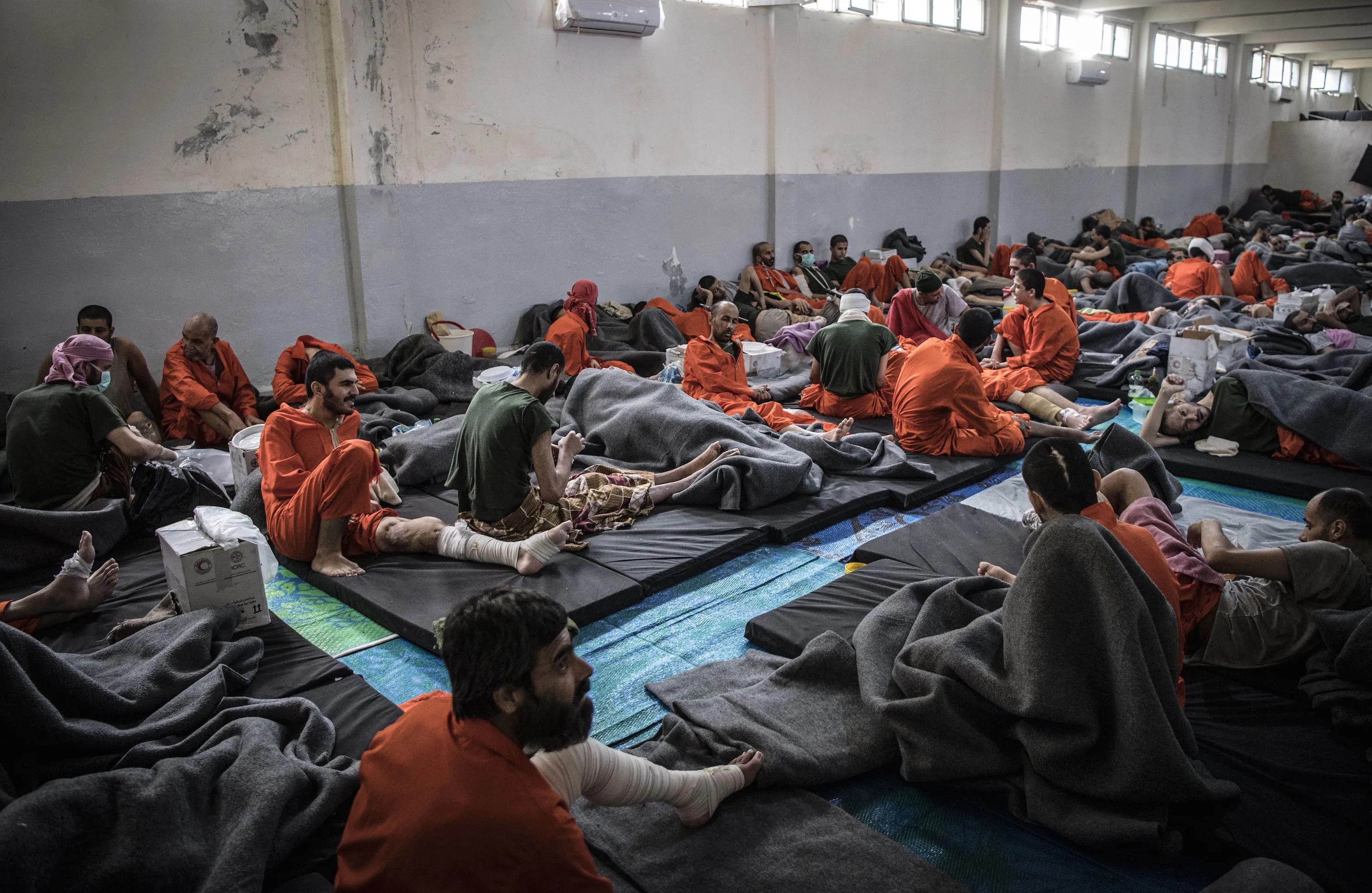 Iraq completes interrogations for 5704 alleged terrorists from 67 nationalities