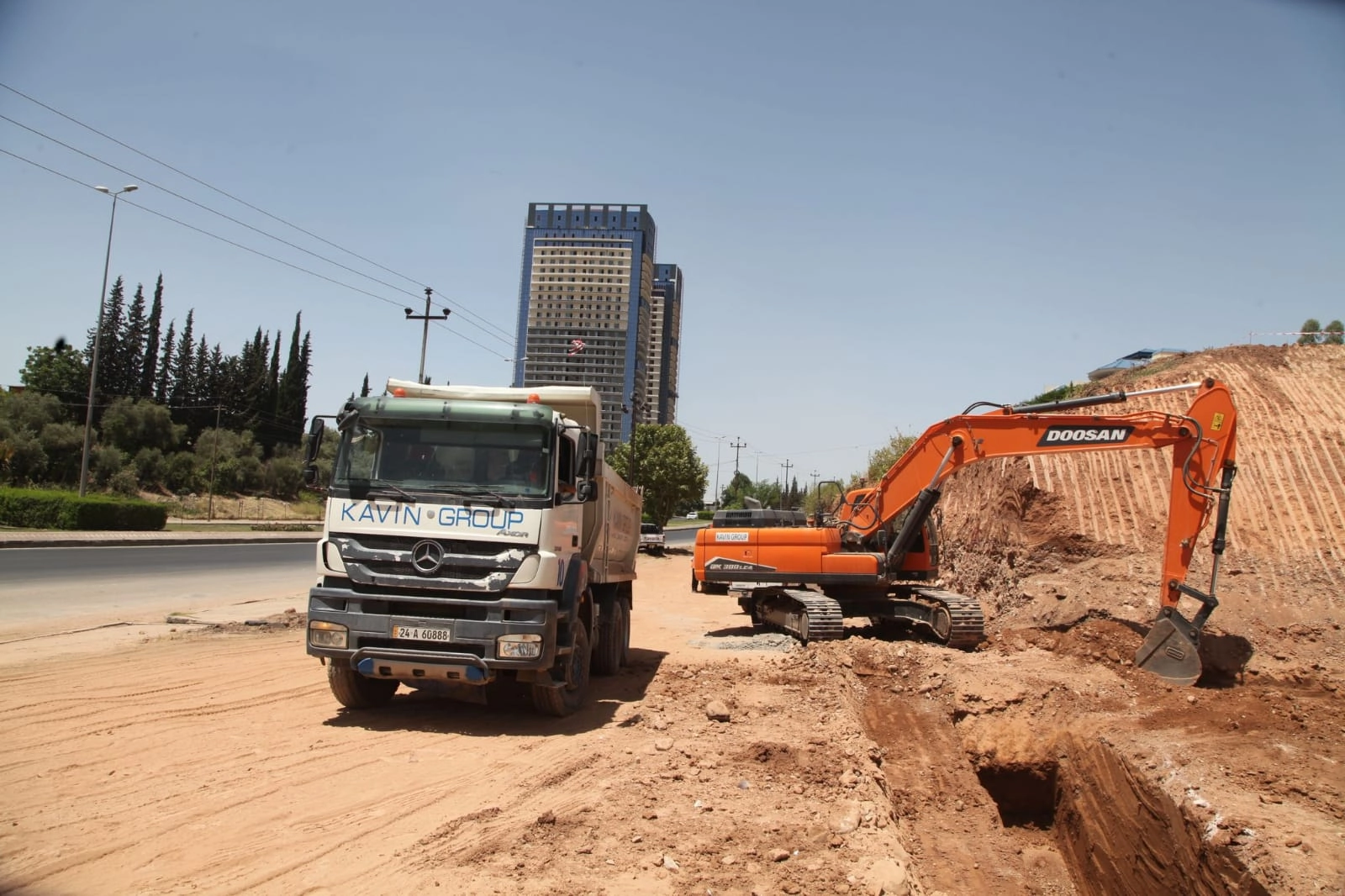 دانیشتووانی ماڵتا لە دهۆک خانووەکانیان بەر پڕۆژە دەکەوێت و داوای قەرەبوو دەکەن
