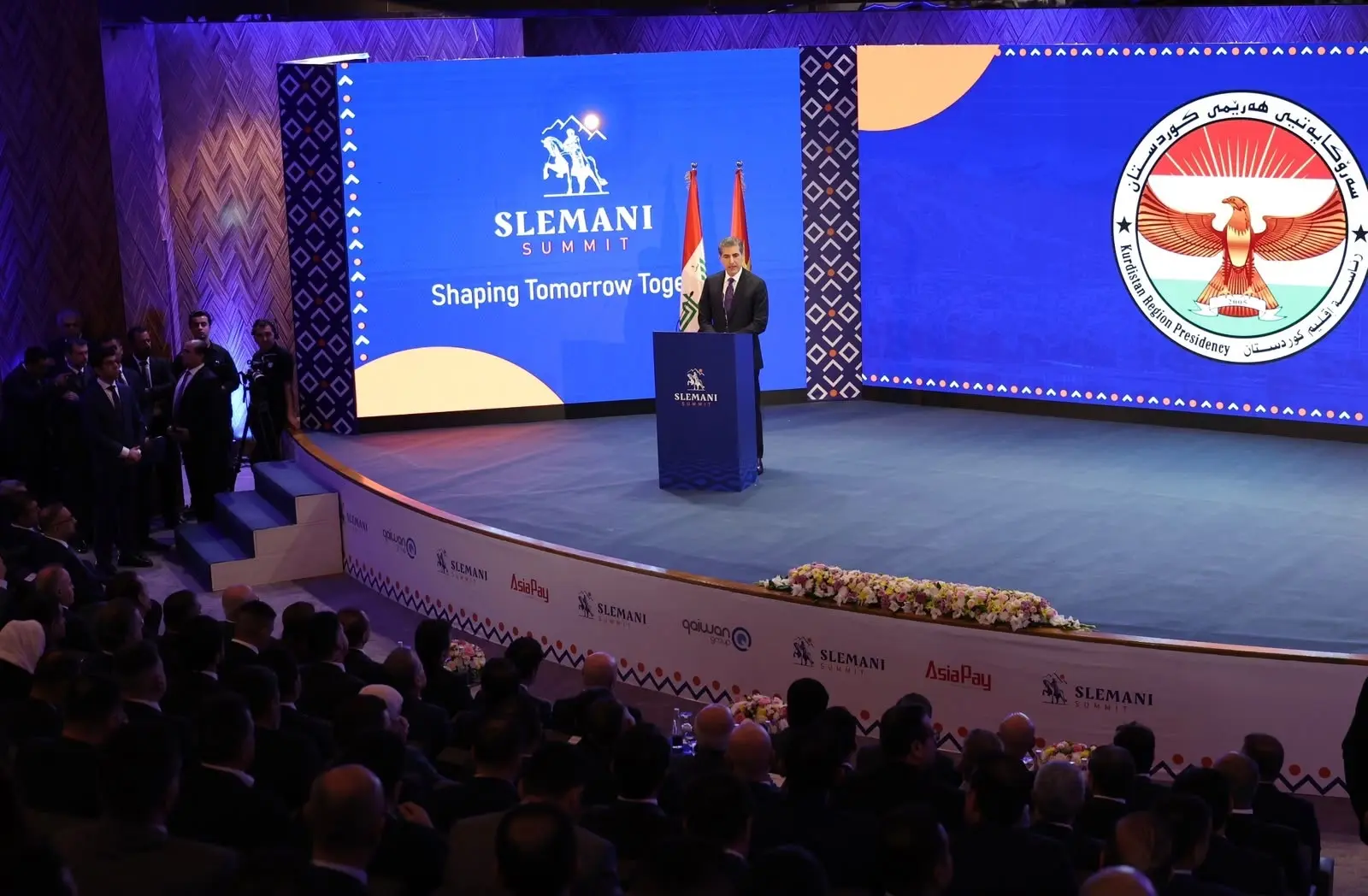 نيجيرفان بارزاني: سنعلن توحيد البيشمركة رسمياً وتشكيل حكومة إقليم كوردستان يسير باتجاه جيد