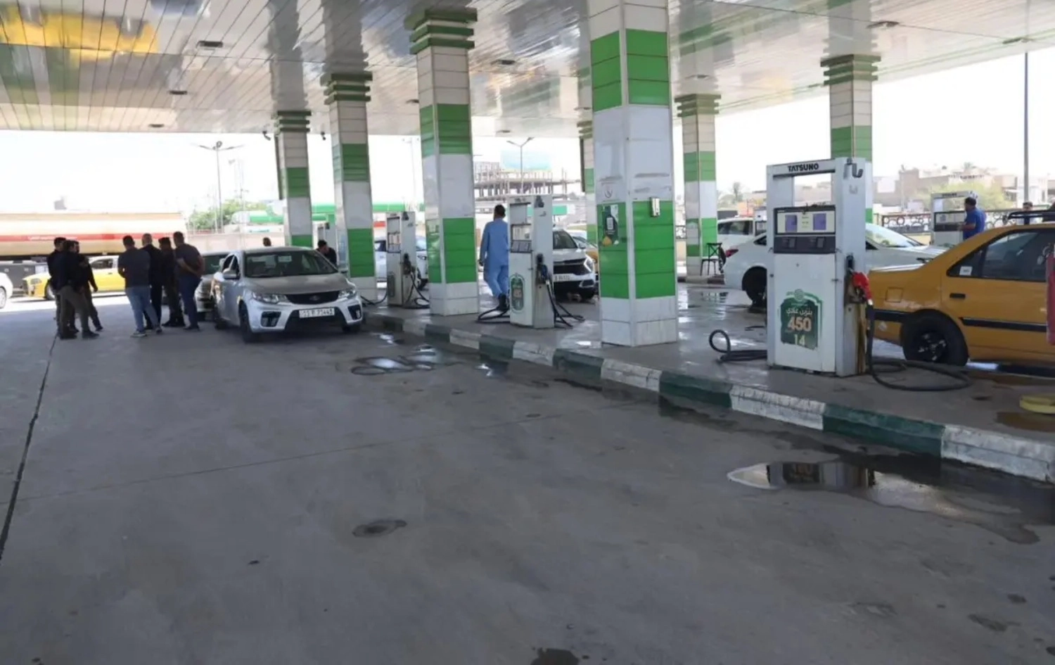 پەرلەمانی عێراق لەبارەی تەنگژەی بەنزین کۆدەبێتەوە و وەزیری نەوت بانگهێشت دەکات