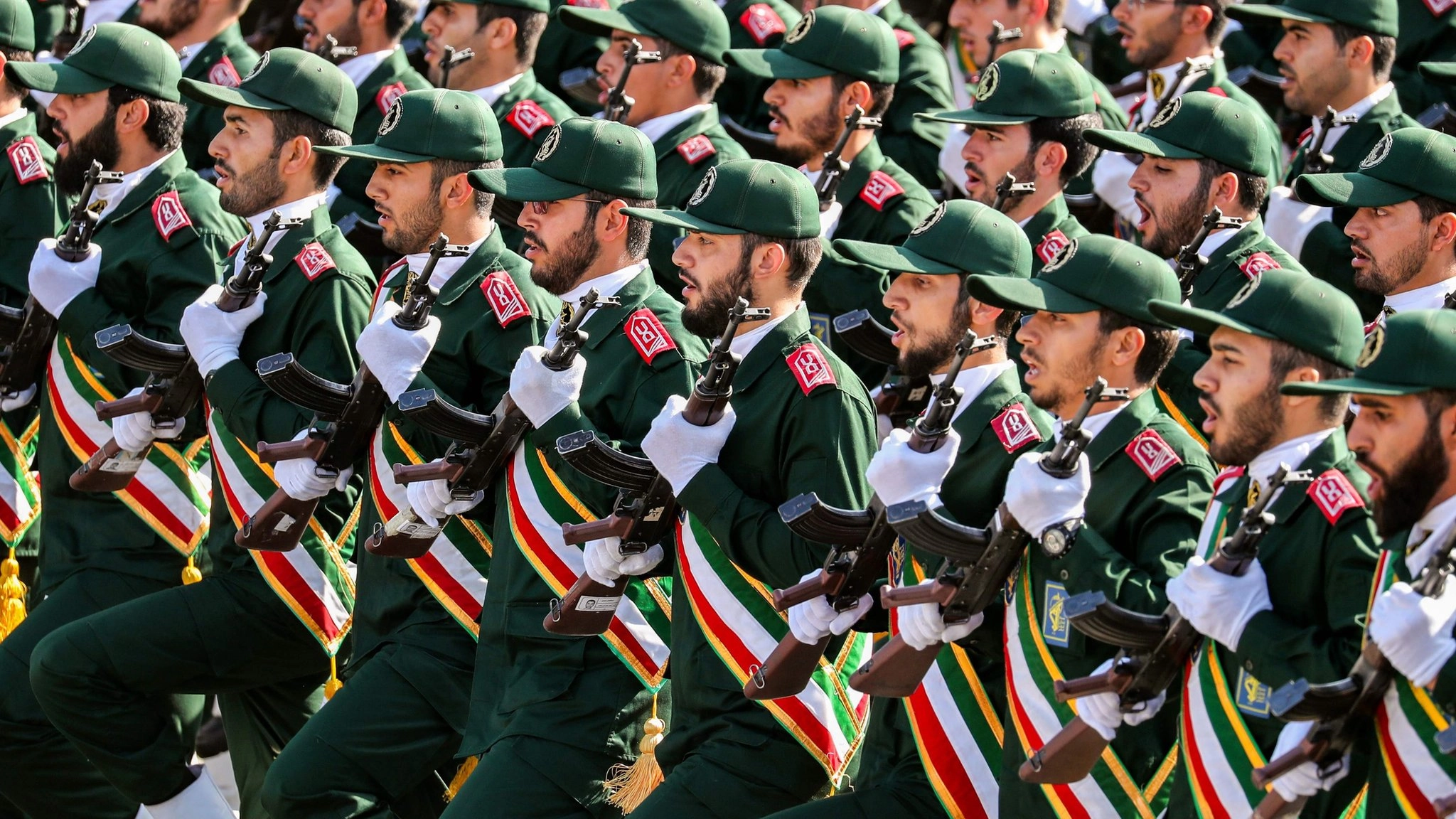 سوپای پاسداران: ئامادەین بۆ شەڕێکی درێژخایەن و سنووری جەنگەکە فراوانتر دەکەین