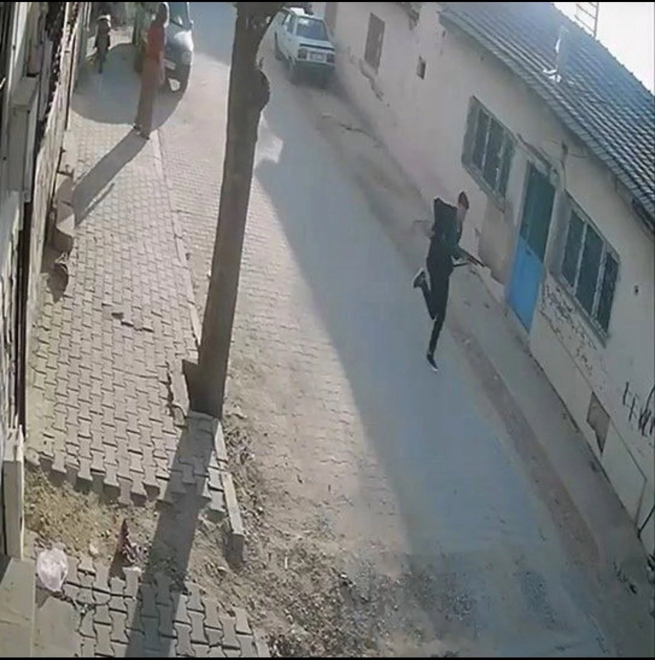 لە نزیک قوتابخانەیەکی تورکیا تەقە کرا و 8 کەس بریندار بوون