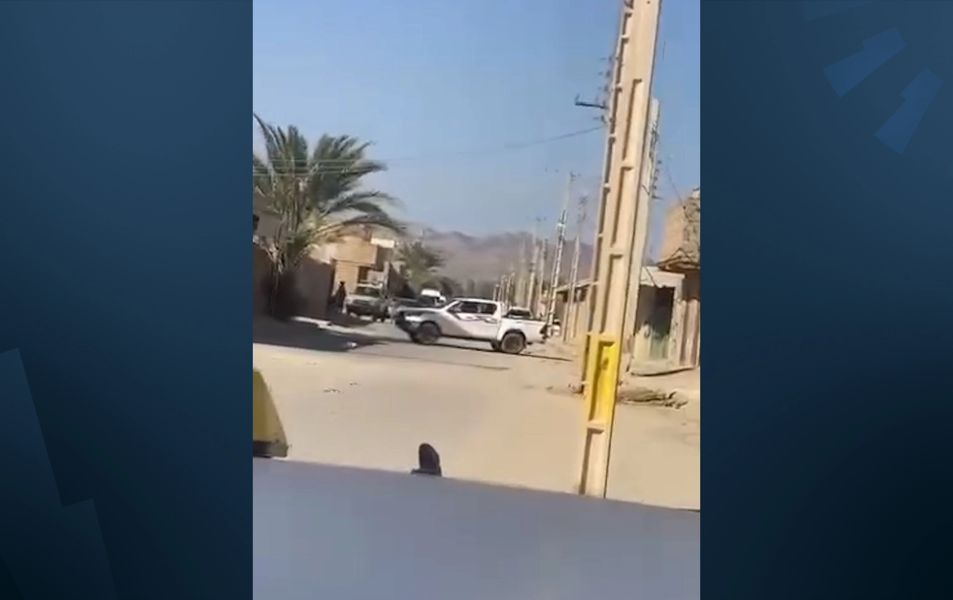 Iranian forces clash with unidentified gunmen in southeast Iran