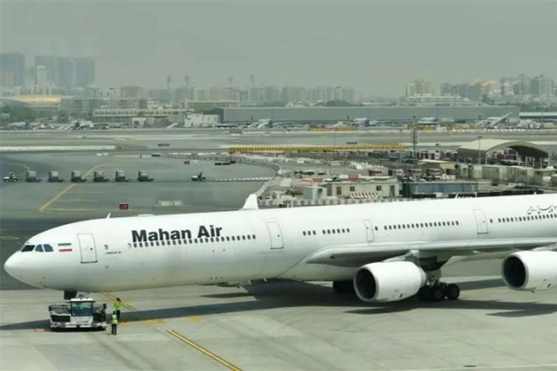 UAE suspends Iran flights amid US sanctions squeeze