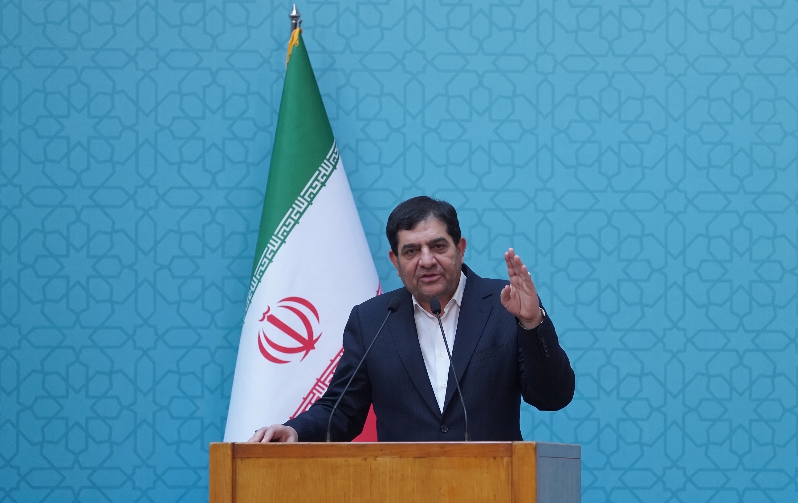 راوێژکارێکی موجتەبا خامنەیی: یان گەشت لەهەموو ناوچەکە دا دەبێت یان لەهیچ شوێنێک نابێت