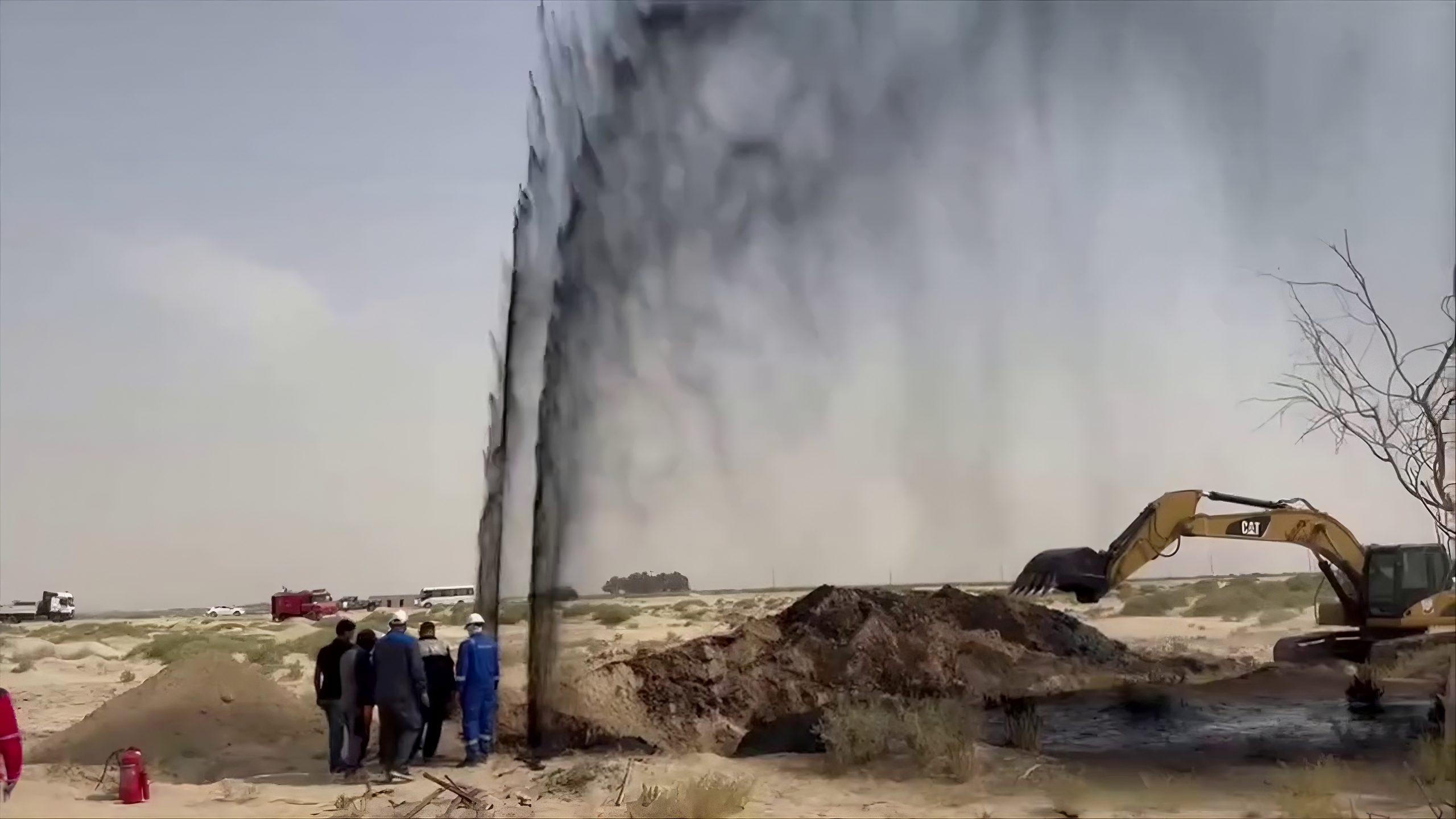 Iraq says dismantled crude oil smuggling network