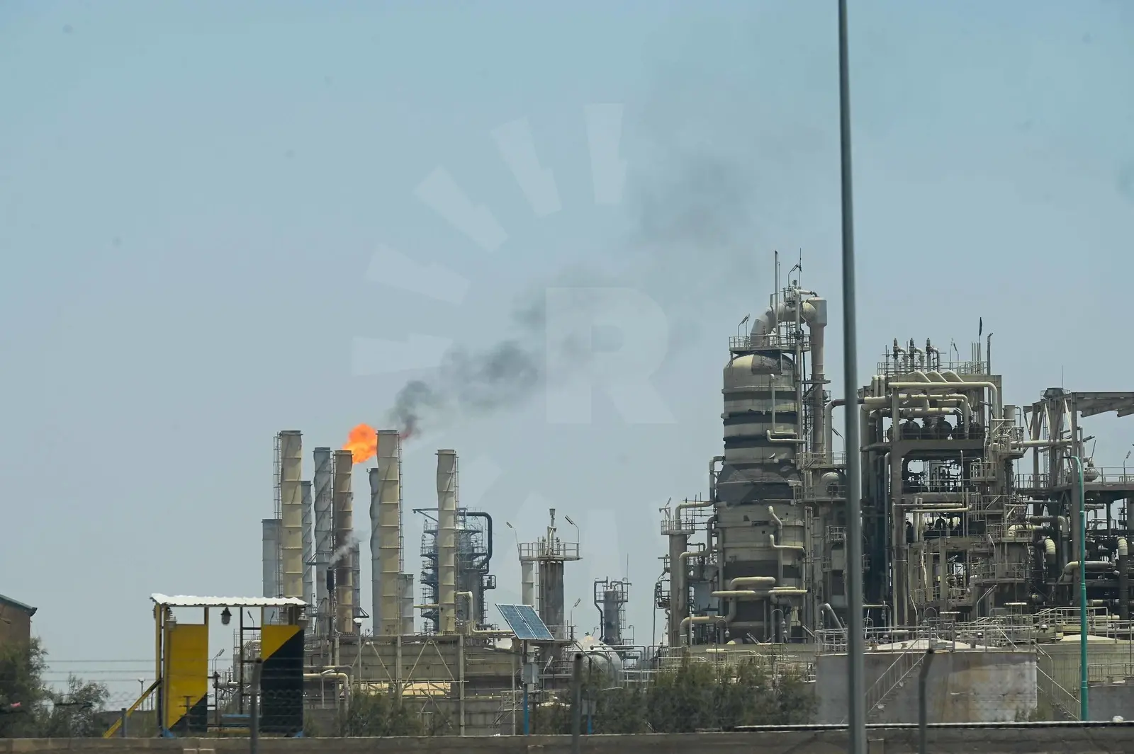 وزارة النفط العراقية: نخطط لزيادة الإنتاج تدريجياً إلى 10 ملايين برميل يومياً