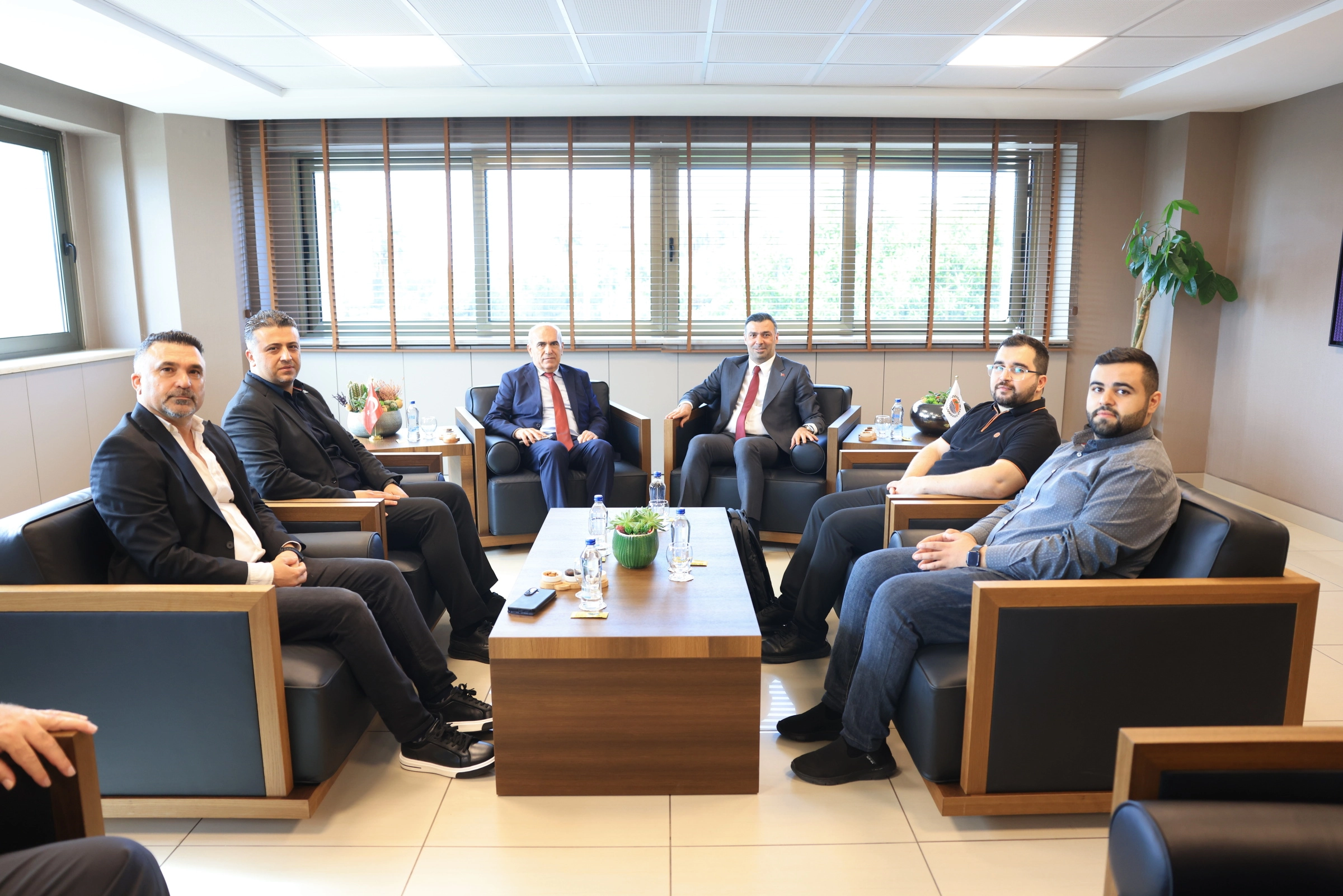 MÊRSÎN - Pirsgirêka baca dualî ya li Îbrahîm Xelîlê hat gotûbêjkirin