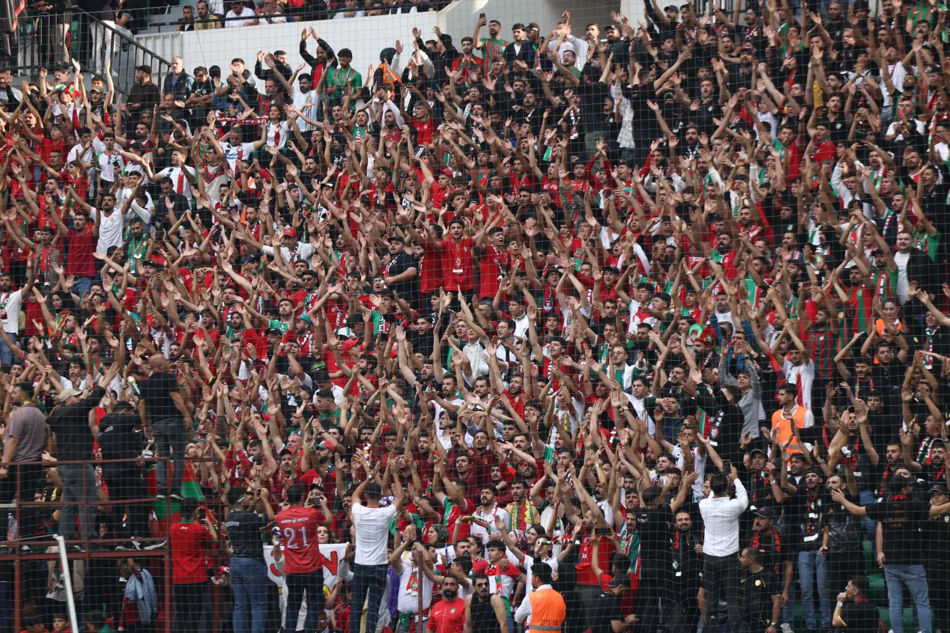 Amedspor li deplasmana Samsunsporê li pey serkeftinê ye