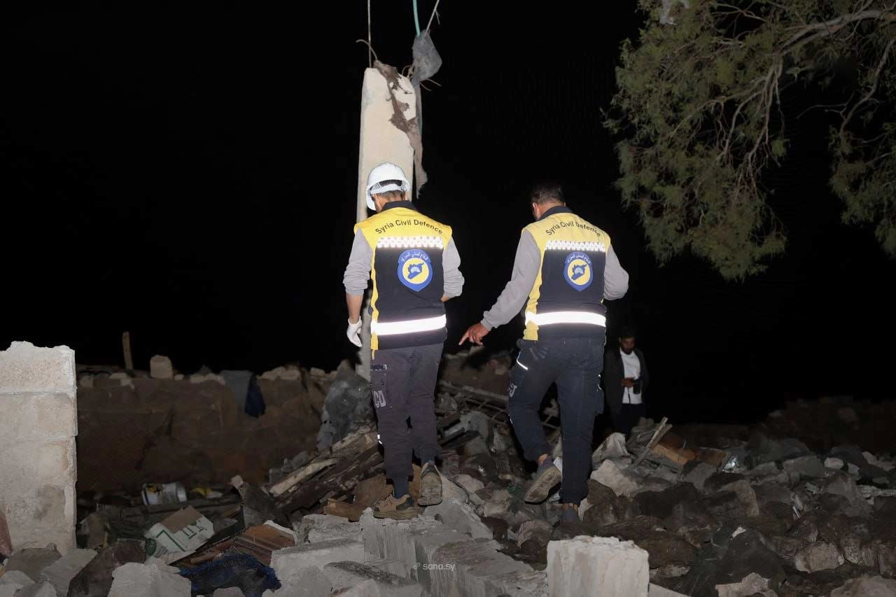 Syria closes Jordan border crossing after airstrikes kill seven civilians