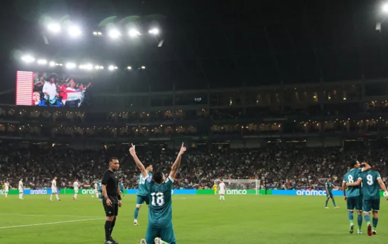 العراق يتأهل الى كأس العالم بعد غياب 40 سنة