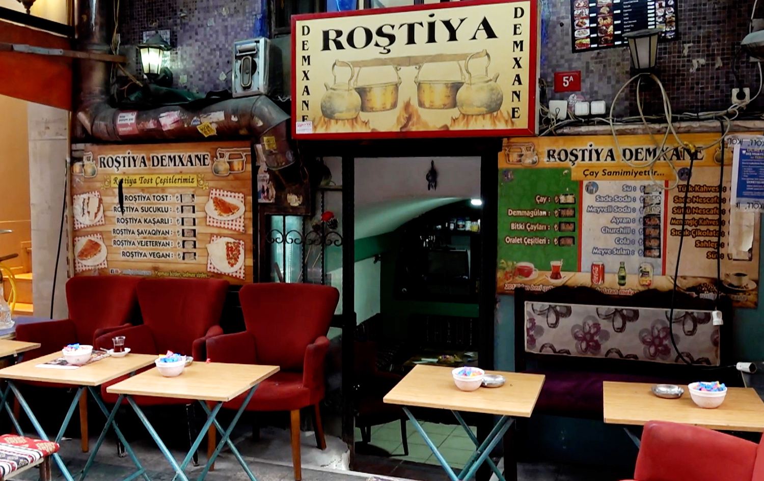 Kurdish culture thrives in Turkey’s Istanbul street