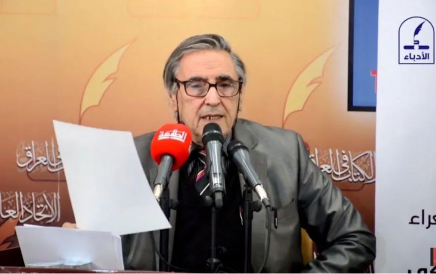 الشاعر صادق الصائغ.. عشق بغداد ورحل اليوم في لندن