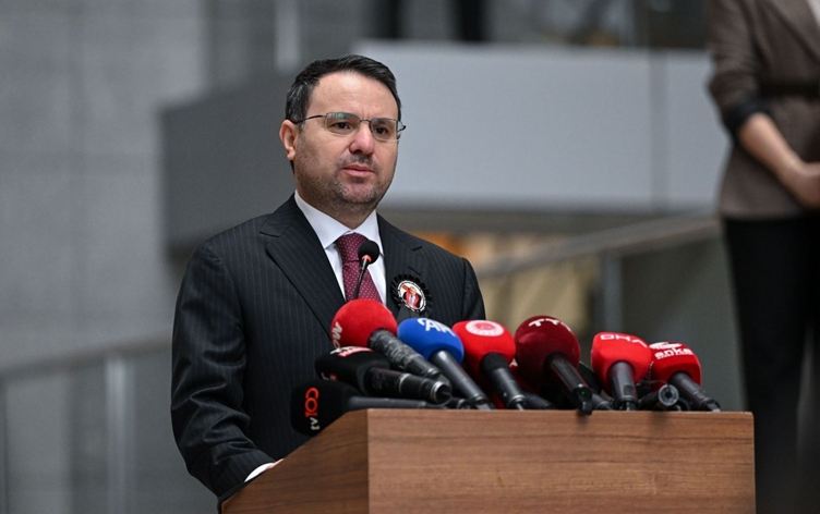 Adalet Bakanlığı 15 bin sözleşmeli personel alacak
